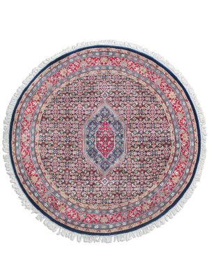 Handknotted wool oriental carpet in red with intricate motifs – luxury regal rug