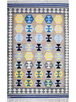 Flatwoven dhurrie with hexagon and inner link motifs in blue, yellow, brown, and grey – modern geometric rug
